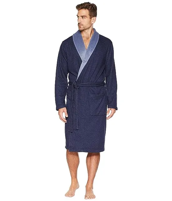 https://images.styletyx.com/images/robinson-robe-ugg-1764027_1.webp