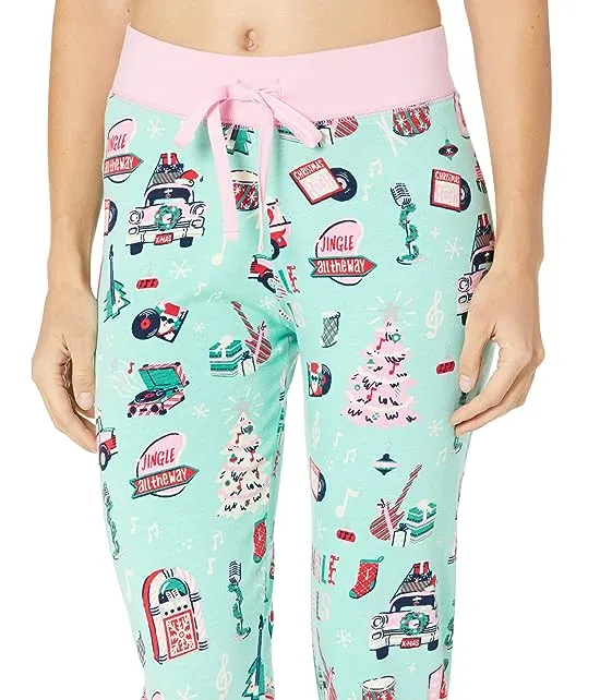 https://images.styletyx.com/images/rockin-holidays-sleep-leggings-little-blue-house-by-hatley-2040293_3.webp