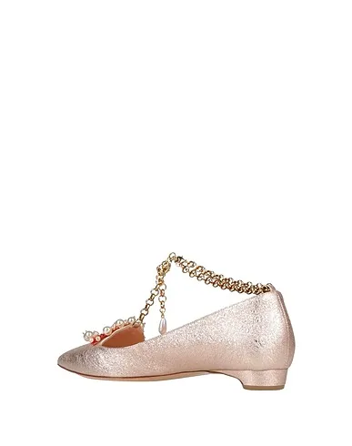 https://images.styletyx.com/images/rose-gold-ballet-flats-rupert-sanderson-3139938_3.webp