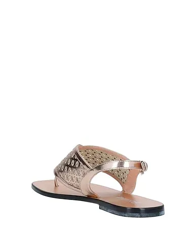 https://images.styletyx.com/images/rose-gold-flip-flops-pollini-939043396_3.webp