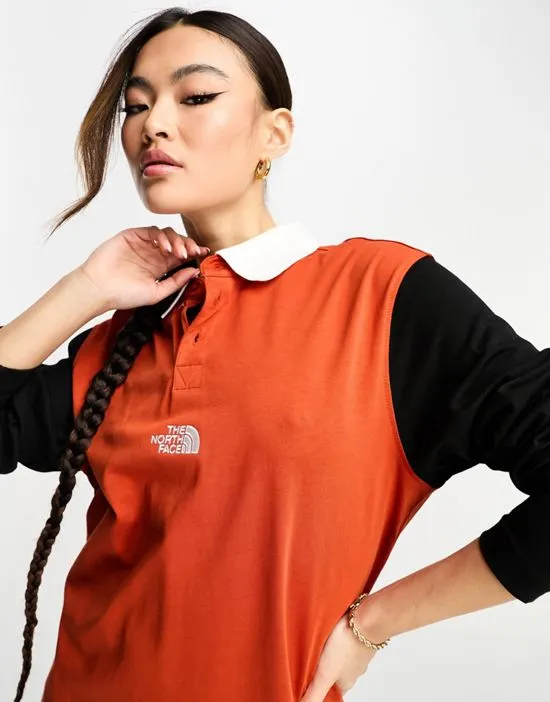 https://images.styletyx.com/images/rugby-boyfriend-fit-heavyweight-polo-in-black-and-red-exclusive-at-asos-the-north-face-1004058724_4.webp
