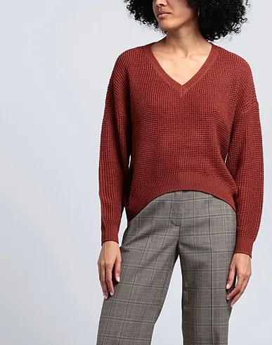 https://images.styletyx.com/images/rust-knitted-sweater-vero-moda-472368772_4.webp