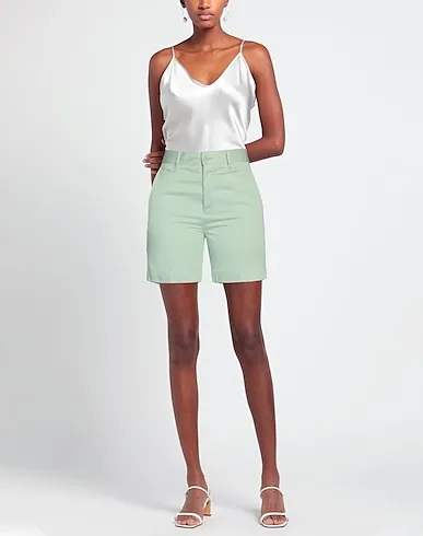 https://images.styletyx.com/images/sage-green-gabardine-shorts-bermuda-ami-alexandre-mattiussi-13376919_2.webp