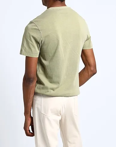 https://images.styletyx.com/images/sage-green-jersey-t-shirt-lyle-scott-13353481_3.webp