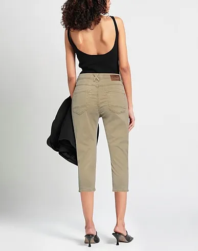 https://images.styletyx.com/images/sage-green-plain-weave-cropped-pants-culottes-mos-mosh-875437818_3.webp