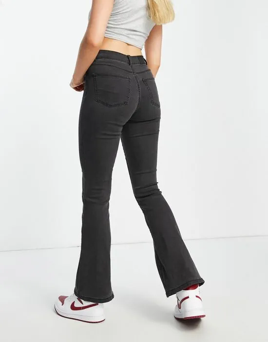 https://images.styletyx.com/images/sallie-mid-rise-flared-jeans-in-dark-gray-noisy-may-1784312_2.webp