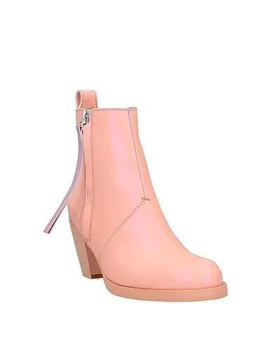https://images.styletyx.com/images/salmon-pink-ankle-boot-acne-studios-873028353_2.webp