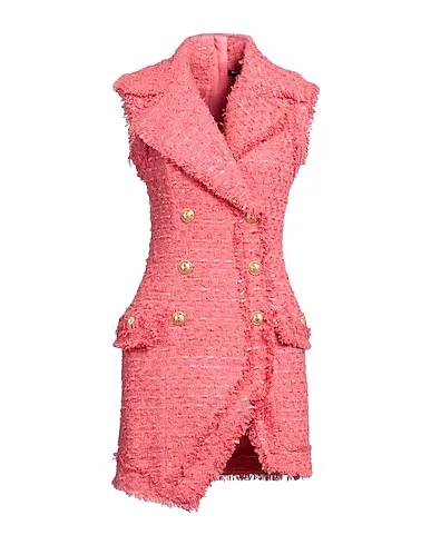 https://images.styletyx.com/images/salmon-pink-boucle-blazer-dress-balmain-1799502254_1.webp