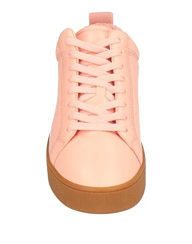https://images.styletyx.com/images/salmon-pink-sneakers-bottega-veneta-5416290_4.webp