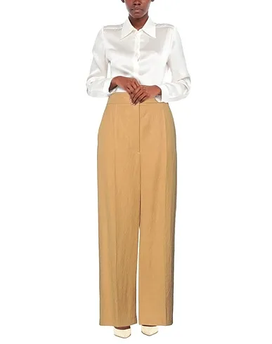 https://images.styletyx.com/images/sand-gabardine-casual-pants-alberta-ferretti-453002_2.webp
