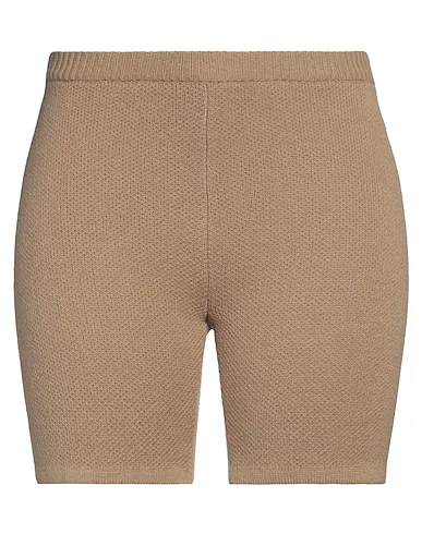 https://images.styletyx.com/images/sand-knitted-shorts-bermuda-magda-butrym-2407823_1.webp