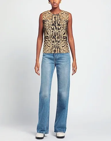 https://images.styletyx.com/images/sand-knitted-sleeveless-sweater-roberto-cavalli-873685561_2.webp