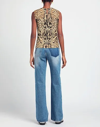 https://images.styletyx.com/images/sand-knitted-sleeveless-sweater-roberto-cavalli-873685561_3.webp