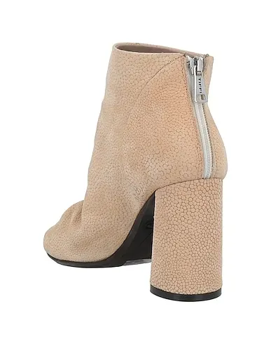 https://images.styletyx.com/images/sand-leather-ankle-boot-tiffi-1348070_3.webp