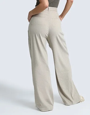 https://images.styletyx.com/images/sand-plain-weave-casual-pants-klxav-wide-leg-pants-karl-lagerfeld-x-amber-valletta-838638_3.webp
