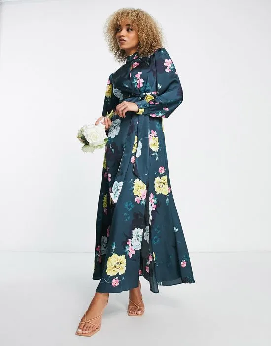 https://images.styletyx.com/images/satin-maxi-dress-with-waist-detail-and-keyhole-front-in-teal-floral-liquorish-13431895_4.webp