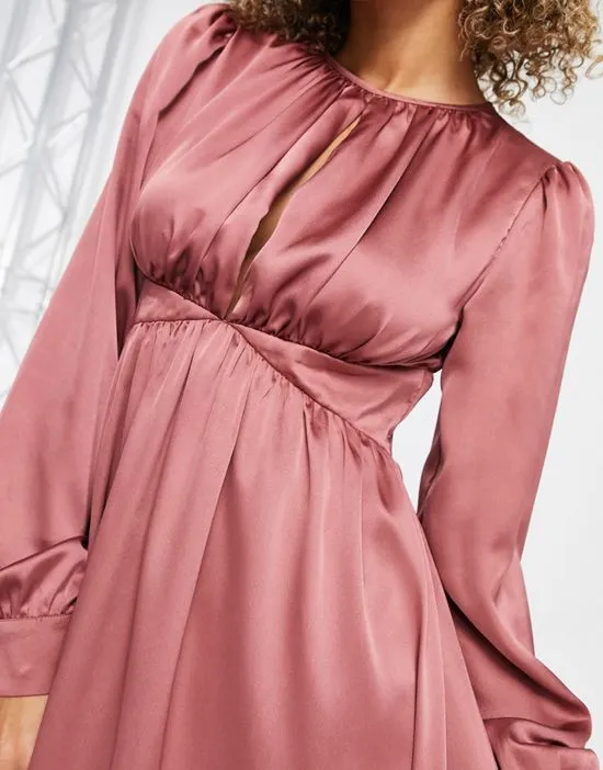 https://images.styletyx.com/images/satin-maxi-dress-with-waist-detail-and-keyhole-in-forever-rose-liquorish-13335571_3.webp