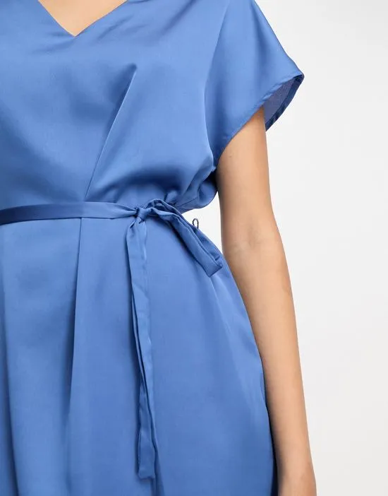 https://images.styletyx.com/images/satin-t-shirt-midi-dress-with-tie-waist-in-blue-vila-18166051_2.webp