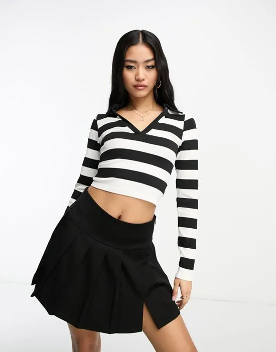 https://images.styletyx.com/images/seamless-ribbed-polo-top-in-stripe-stradivarius-13197485_1.webp