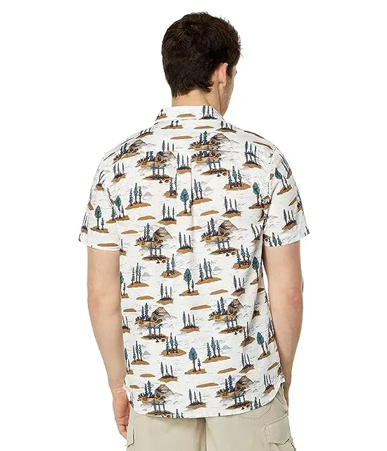 https://images.styletyx.com/images/short-sleeve-baytrail-pattern-shirt-the-north-face-13233815_2.webp