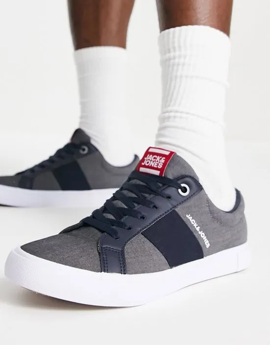 https://images.styletyx.com/images/side-stripe-logo-sneakers-in-navy-jack-jones-1890475_3.webp
