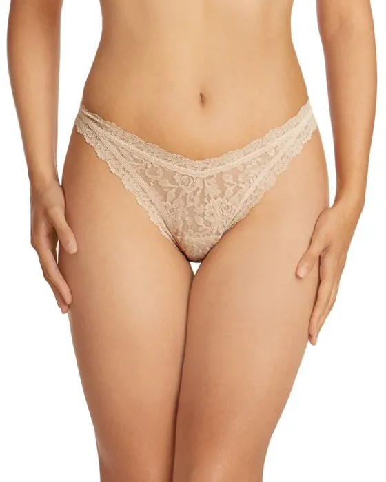 https://images.styletyx.com/images/signature-lace-tanga-panty-hanky-panky-2660372_1.webp
