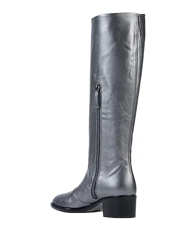 https://images.styletyx.com/images/silver-boots-ballin-13171471_3.webp