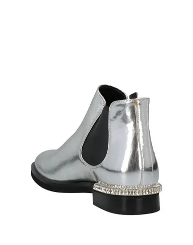 https://images.styletyx.com/images/silver-leather-ankle-boot-my-twin-twinset-13117811_3.webp