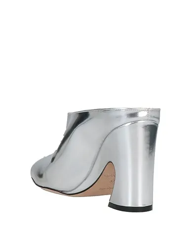 https://images.styletyx.com/images/silver-leather-mules-and-clogs-giannico-13211849_3.webp
