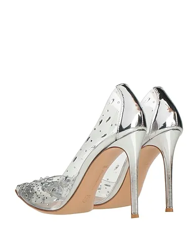 https://images.styletyx.com/images/silver-leather-pump-gianvito-rossi-243568247_3.webp