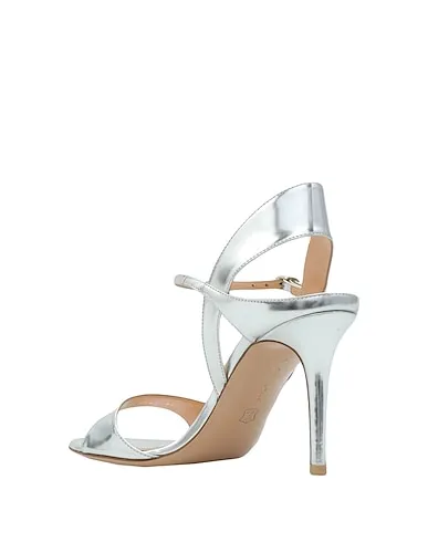 https://images.styletyx.com/images/silver-leather-sandals-gianvito-rossi-13182630_3.webp