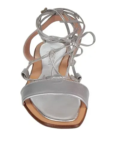 https://images.styletyx.com/images/silver-leather-sandals-marc-cain-13343426_4.webp