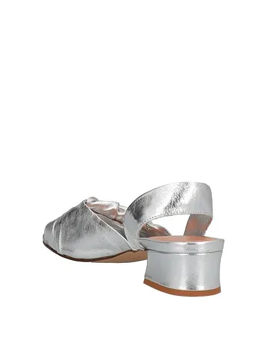 https://images.styletyx.com/images/silver-leather-sandals-massimo-baldi-553293766_3.webp