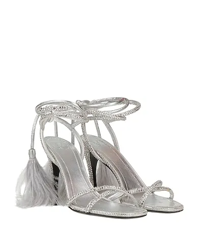 https://images.styletyx.com/images/silver-leather-sandals-valentino-13394012_2.webp