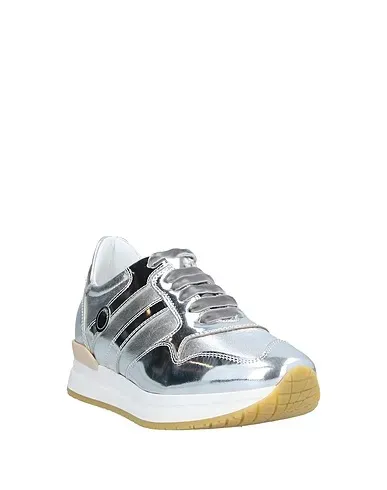 https://images.styletyx.com/images/silver-leather-sneakers-high-1004868040_2.webp