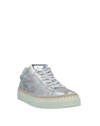 https://images.styletyx.com/images/silver-leather-sneakers-voile-blanche-12924718_2.webp