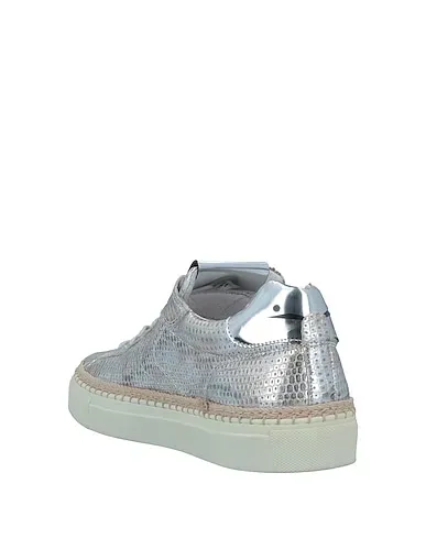 https://images.styletyx.com/images/silver-leather-sneakers-voile-blanche-12924718_3.webp