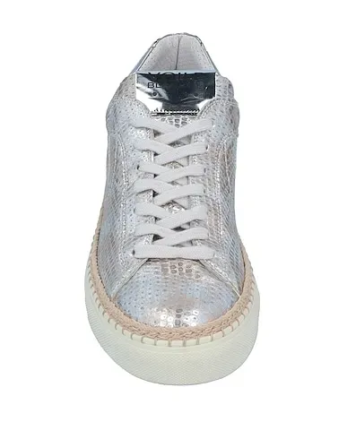 https://images.styletyx.com/images/silver-leather-sneakers-voile-blanche-12924718_4.webp