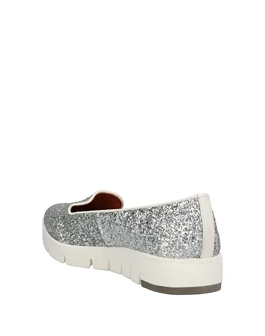 https://images.styletyx.com/images/silver-loafers-pretty-nana-872837657_3.webp