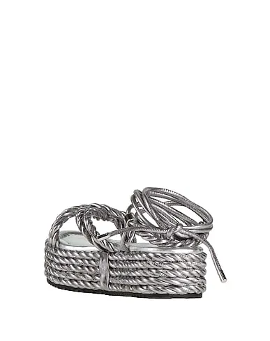 https://images.styletyx.com/images/silver-sandals-181-12979920_3.webp