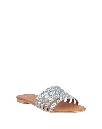 https://images.styletyx.com/images/silver-sandals-pernille-paris-914303634_2.webp