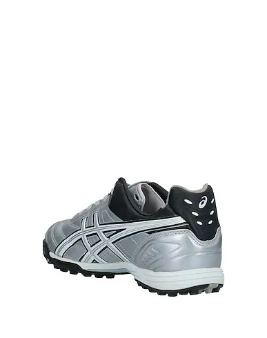 https://images.styletyx.com/images/silver-sneakers-asics-13718296_3.webp