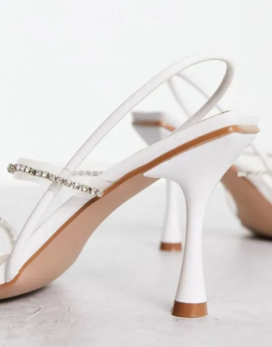 https://images.styletyx.com/images/simmi-london-bentlee-embellished-slingback-sandals-in-white-simmi-shoes-13335578_3.webp