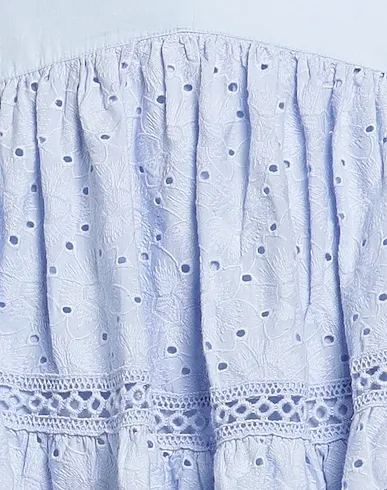 https://images.styletyx.com/images/sky-blue-lace-mini-skirt-guess-1004406256_4.webp