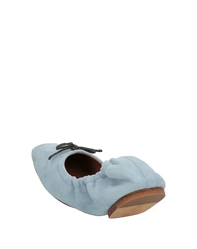 https://images.styletyx.com/images/sky-blue-leather-ballet-flats-brunello-cucinelli-3293414_3.webp