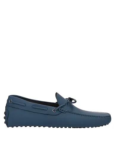 https://images.styletyx.com/images/slate-blue-loafers-tod-s-1648285_1.webp