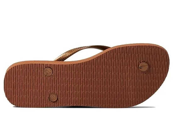 https://images.styletyx.com/images/slim-flip-flop-sandal-havaianas-1990317_3.webp