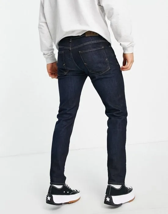 https://images.styletyx.com/images/slim-jeans-in-dark-blue-selected-homme-1833138_4.webp
