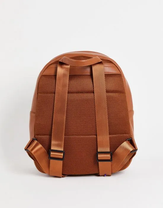 https://images.styletyx.com/images/smith-canova-diagonal-zip-backpack-in-tan-smith-and-canova-1900076_2.webp