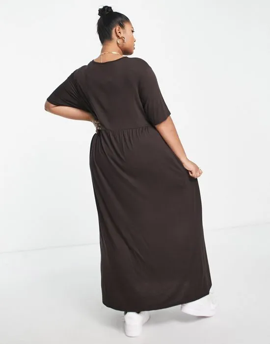 https://images.styletyx.com/images/smock-midi-t-shirt-dress-in-brown-yours-3068341_2.webp